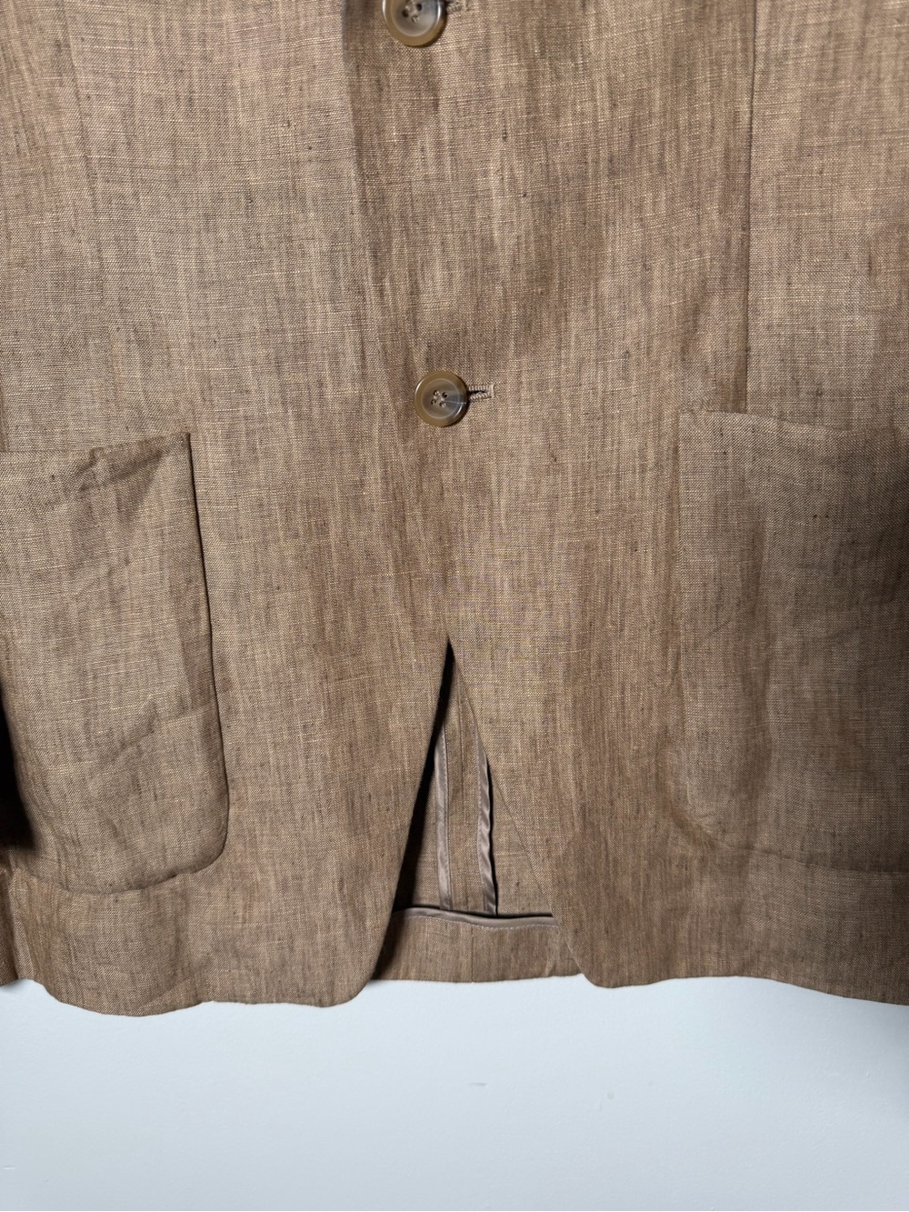 BCBG Tan Linen Sport Coat - Picture 5 of 10